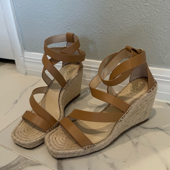 Vince Camuto | Women’s Wrap Espadrille Wedge Sandals Size 9 Like New - Picture 4 of 6
